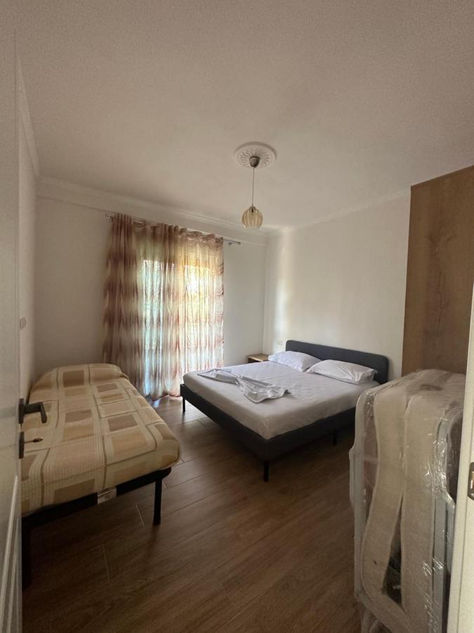 Vlora Central & Comfy Apartment Exterior foto